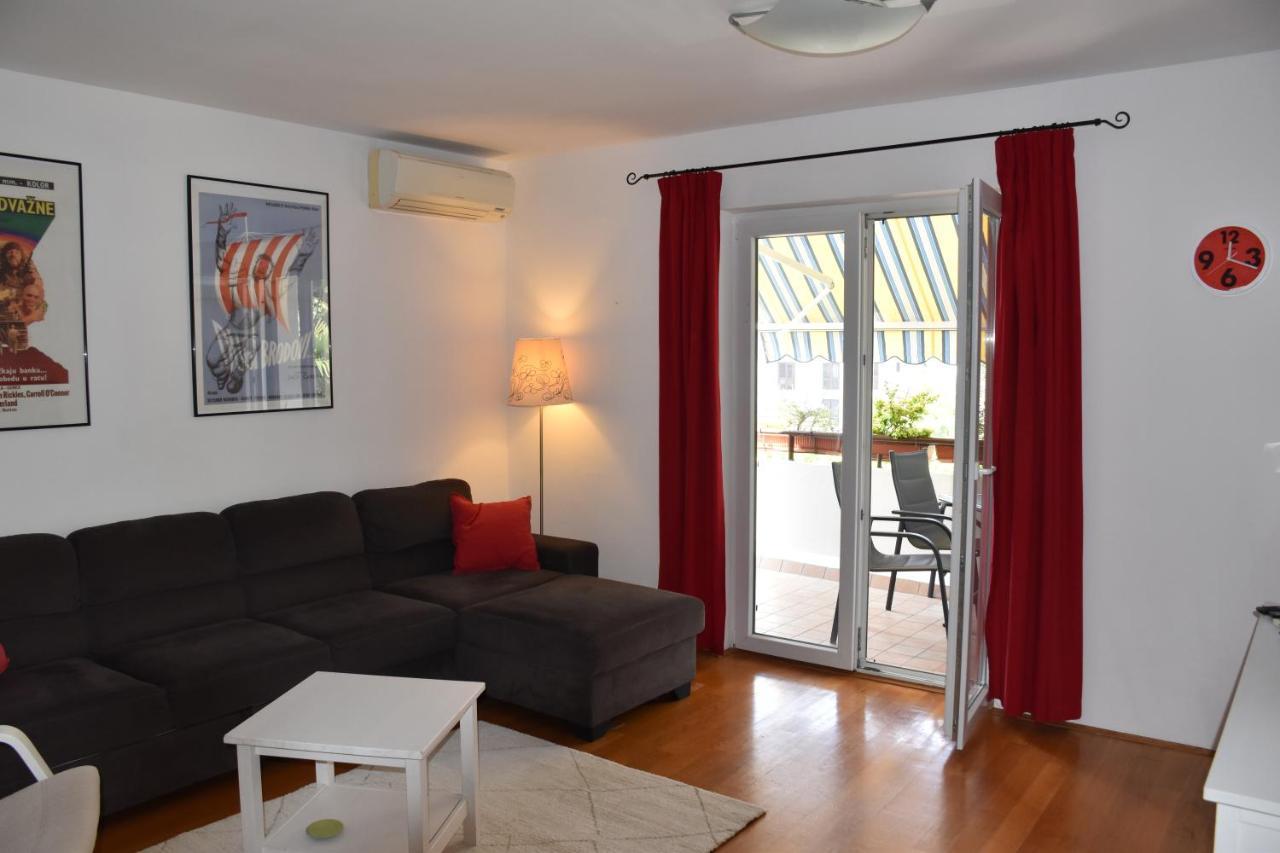 Apartamento Apartman Tina Poreč Exterior foto